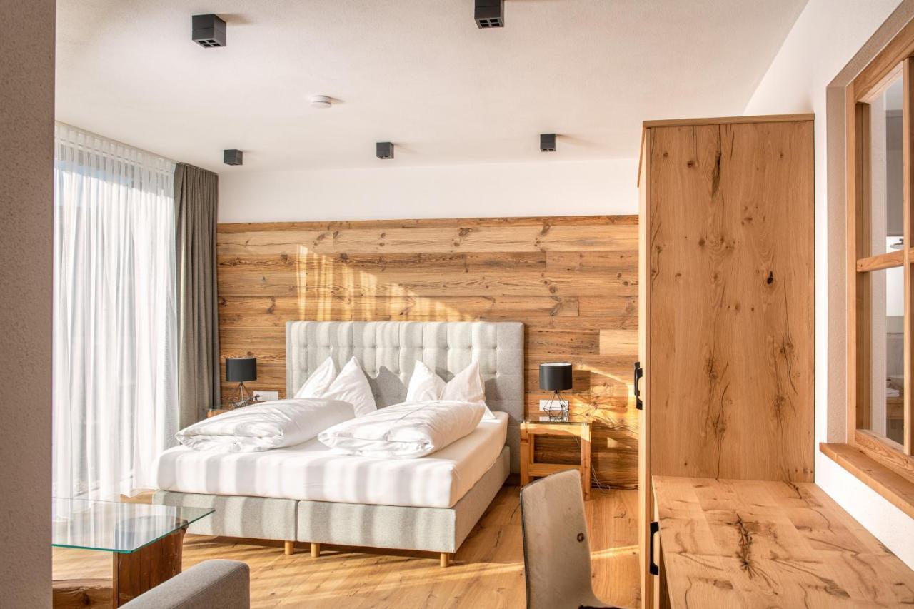 Mayer - Wirtshaus Und Dorfhotel Sankt Martin am Grimming ภายนอก รูปภาพ